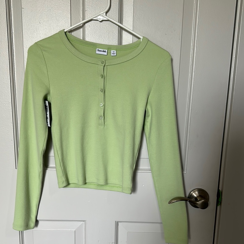 Aritzia Green Polo Collar Cropped Fitted Top
